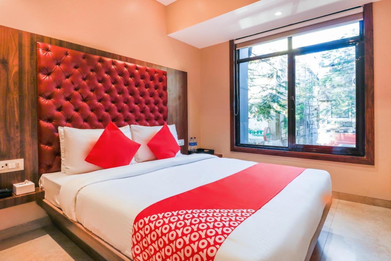 Oyo 70475 Hotel Sea Breeze ムンバイ エクステリア 写真